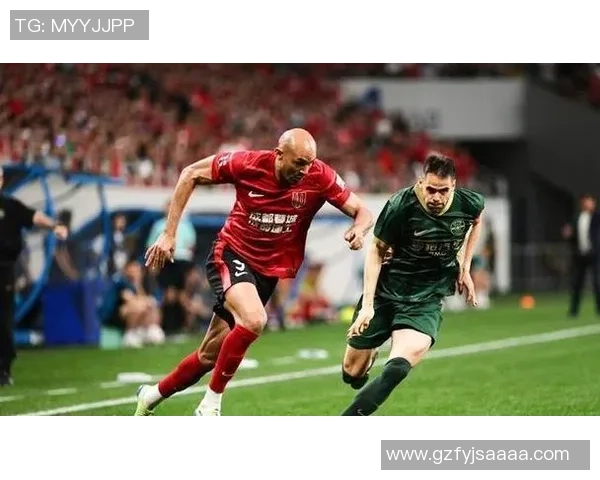 中超精彩对决曼联大胜莱比锡神扑瞬间点燃全场激情集锦回顾