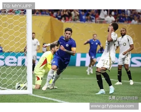 友谊赛精彩对决：多特蒙德与本菲卡战成平局引发热议