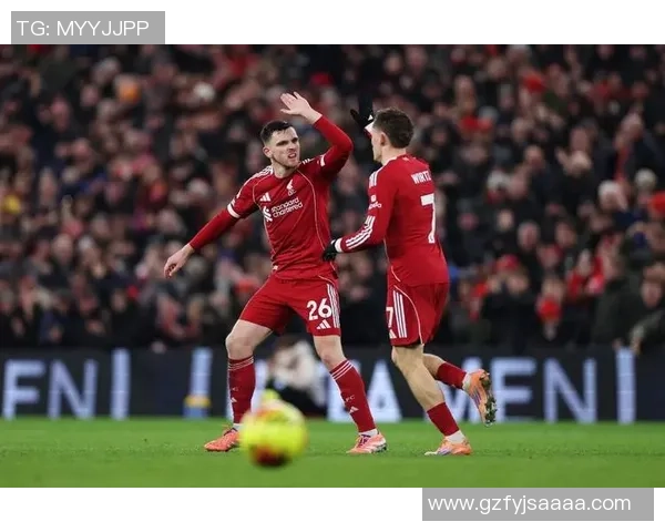 英超激战：多特蒙德与尤文图斯平局点球大战引发争议与热议