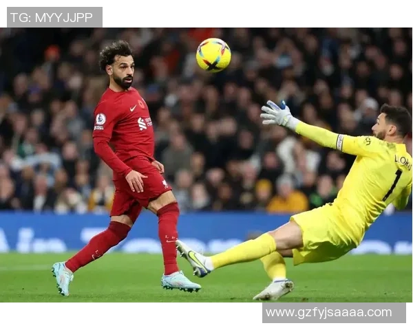 英超激战利物浦大胜波尔图红牌事件引发全场热议与争议